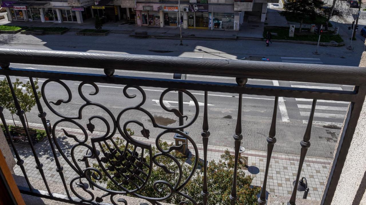 Flatiron Apartments Скопье Экстерьер фото