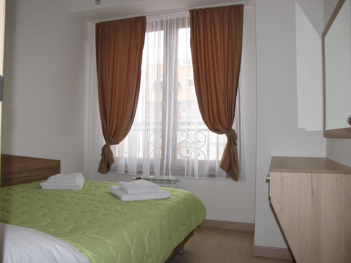 Flatiron Apartments Скопье Экстерьер фото