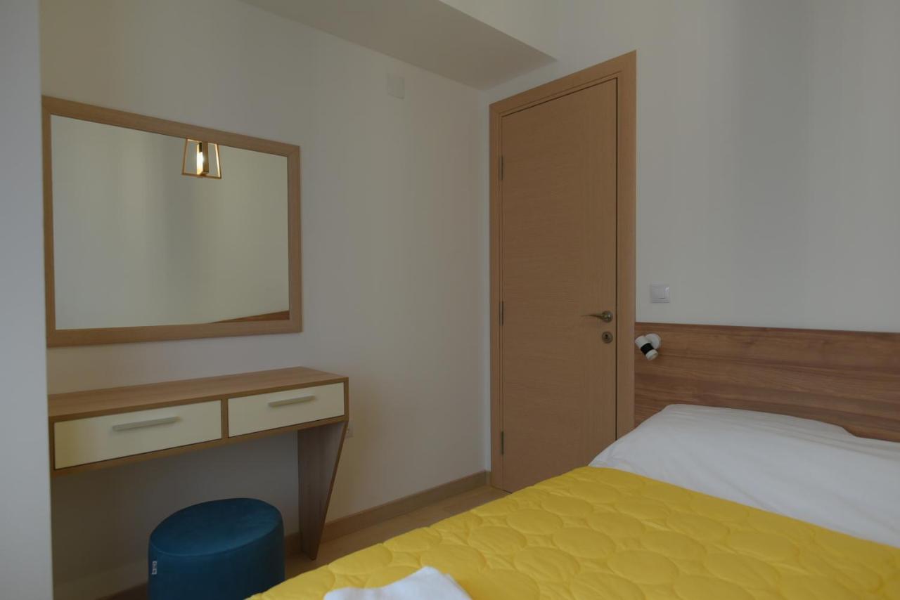 Flatiron Apartments Скопье Экстерьер фото